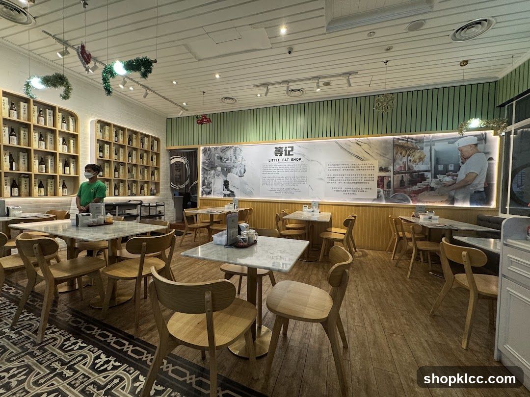 Little Eat Shop Interior