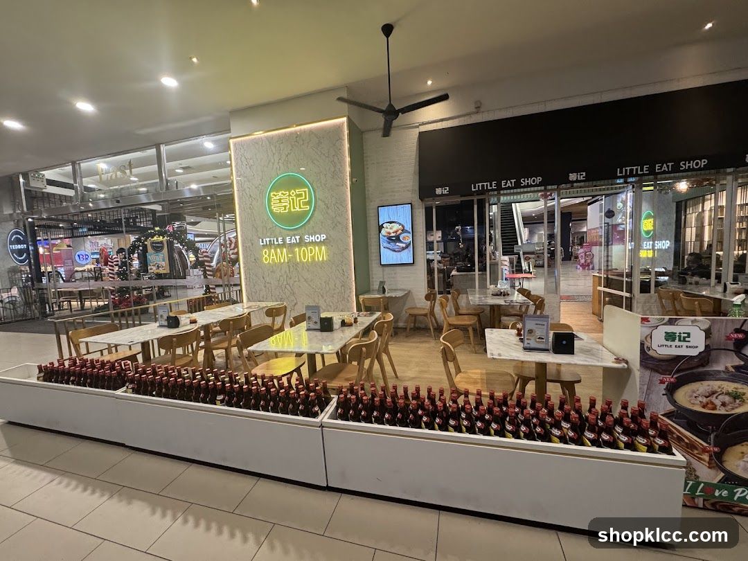 Little Eat Shop Interior Display