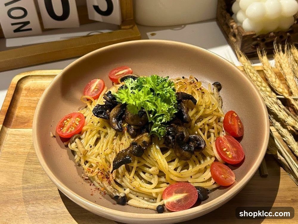 Mushroom and Tomato Pasta Dish