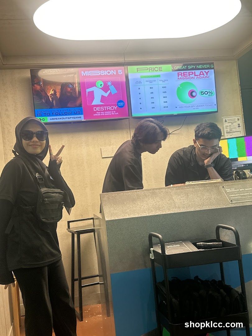 Breakout Spy Game Lobby