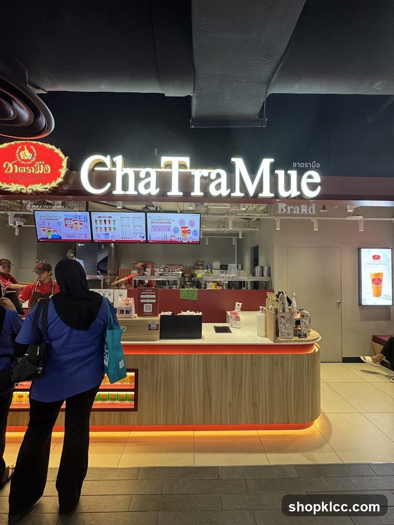 ChaTraMue Store Interior