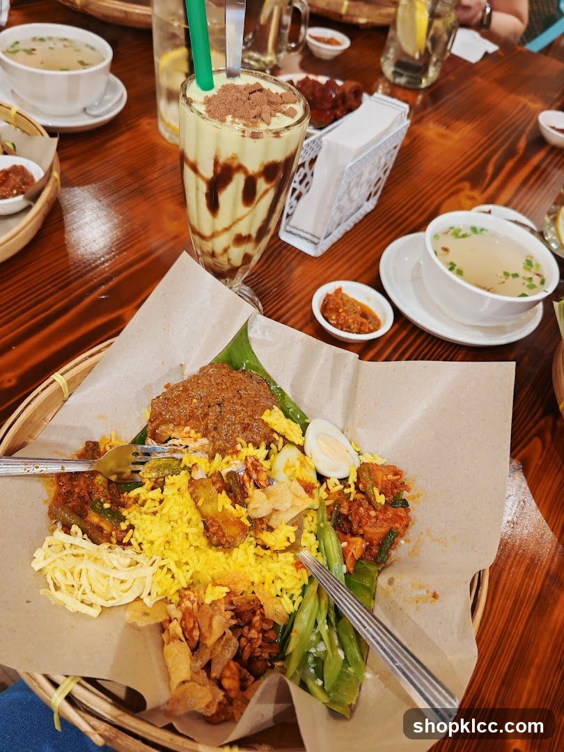 Nasi Lemak with Dessert