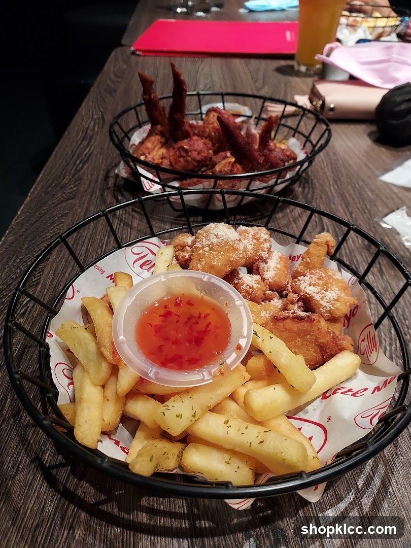Fried Chicken and Fries Basket