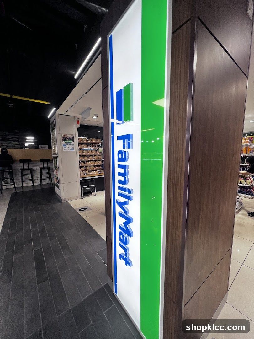 FamilyMart