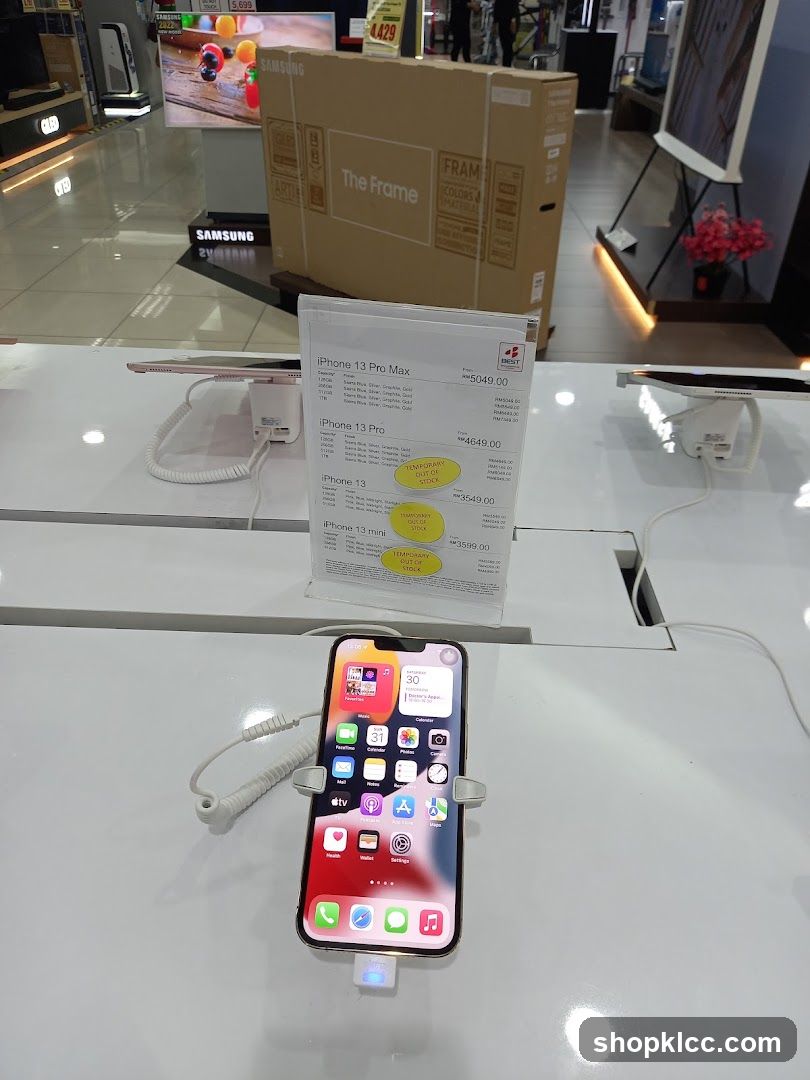 iPhone Display in Store