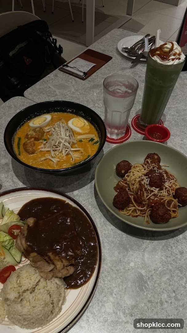 Table with food and drinks