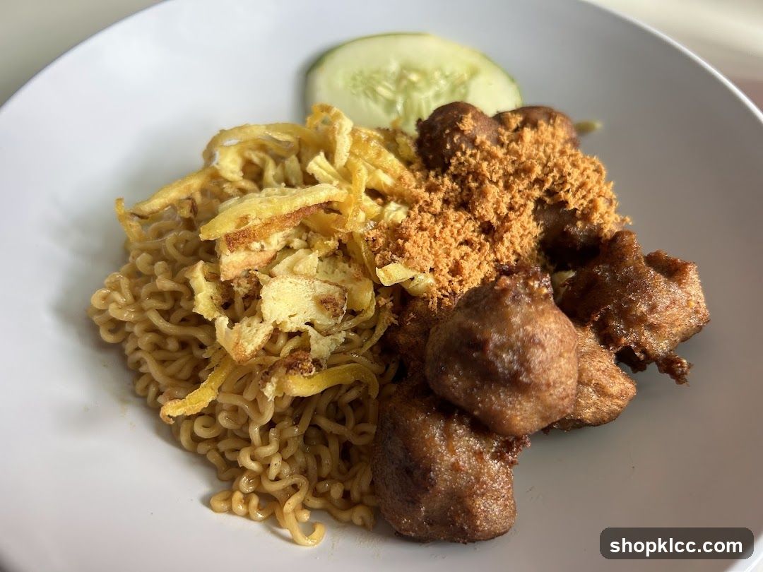 Noodles with Meat and Egg