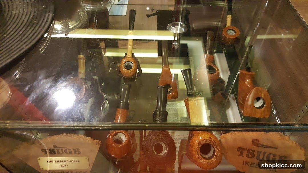Pipe Display Case