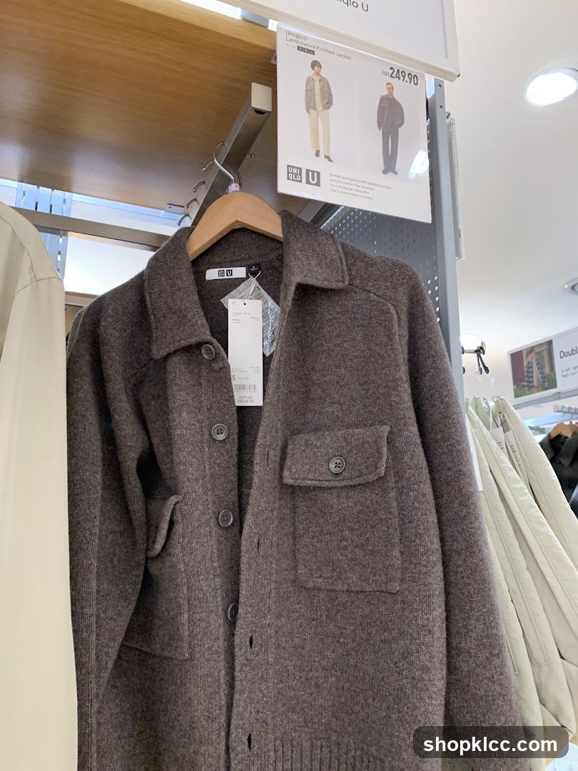 Uniqlo Store Interior Display
