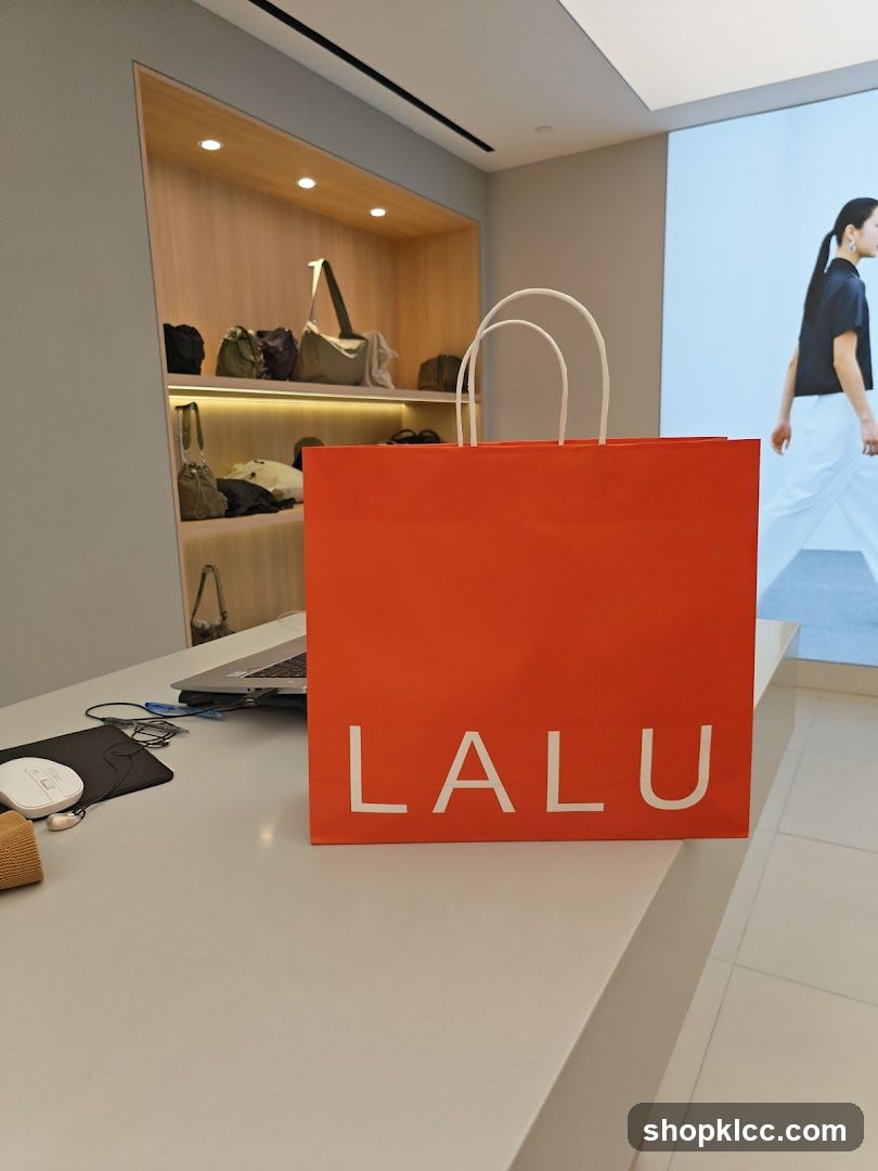 LALU Shopping Bag on Counter