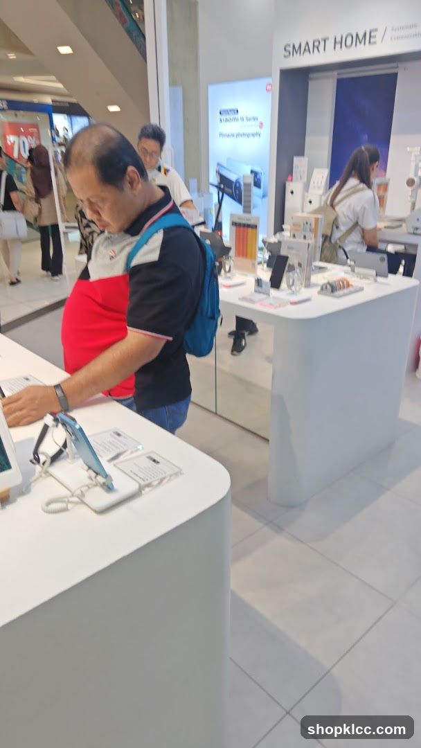 Electronics Store Display