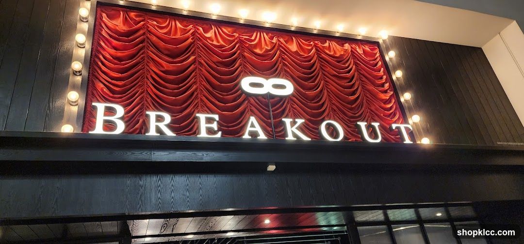 Breakout Storefront