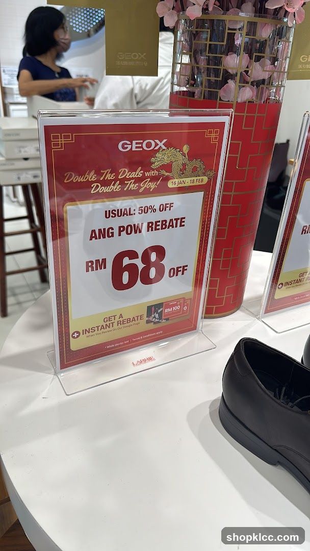 GEOX Promotion Sign