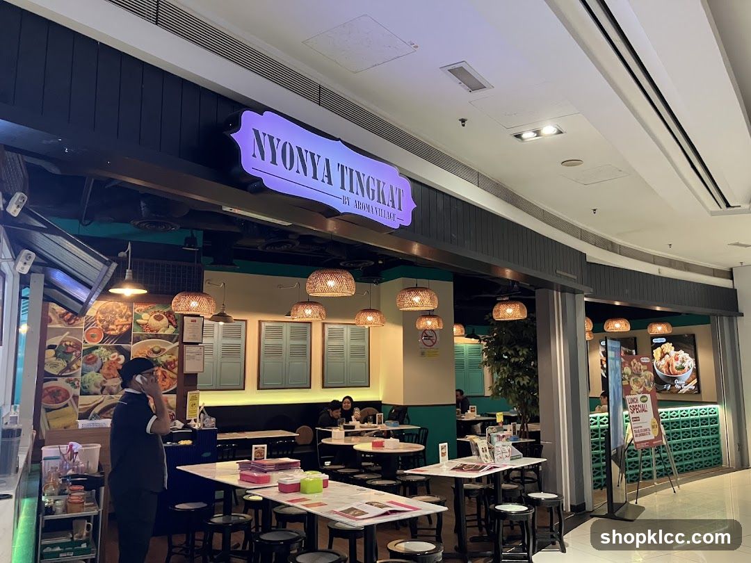 Nyonya Tingkat