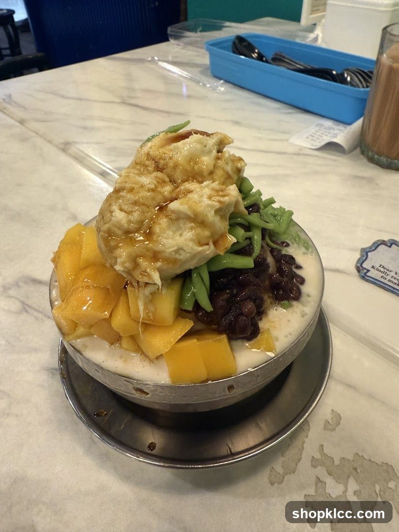 Dessert with Mango and Red Beans