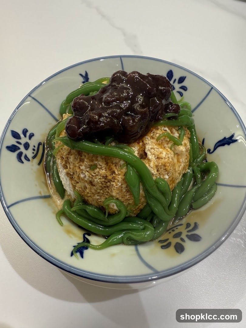 Dessert with Red Beans and Green Noodles