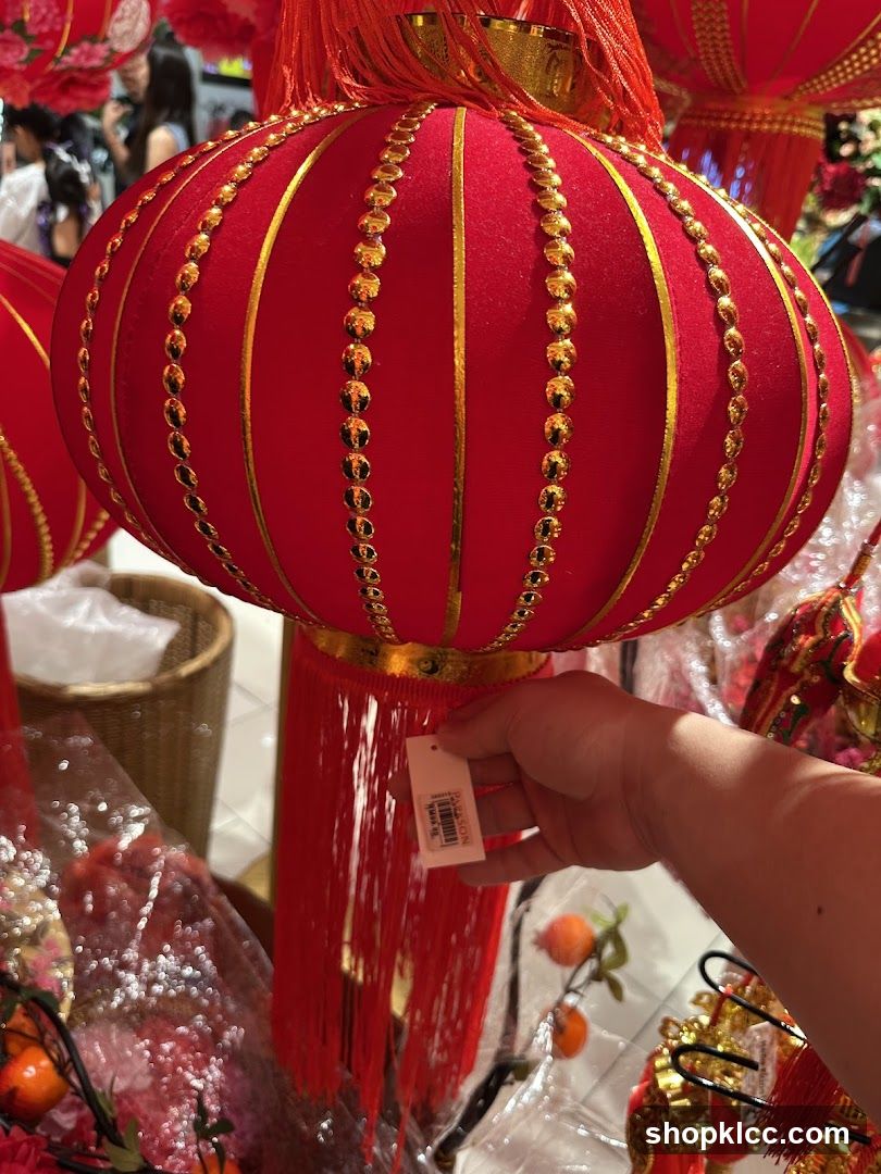 Red Lanterns in Store