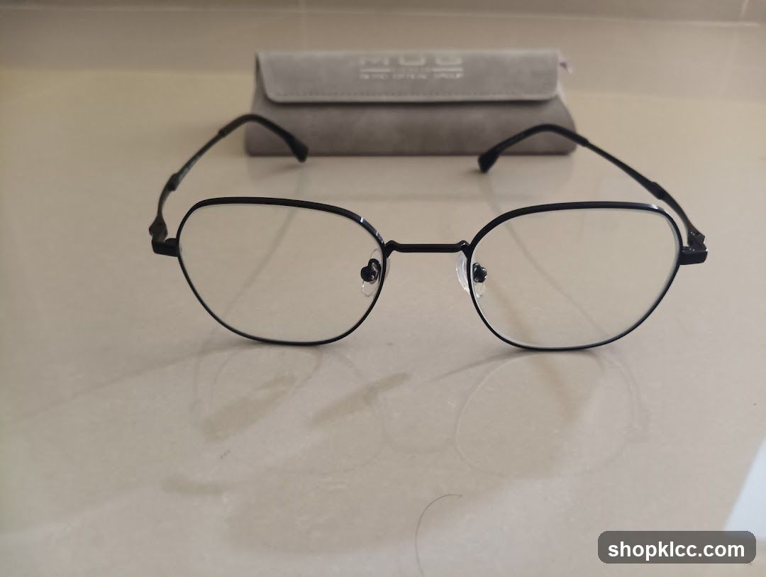 Mog Eyewear