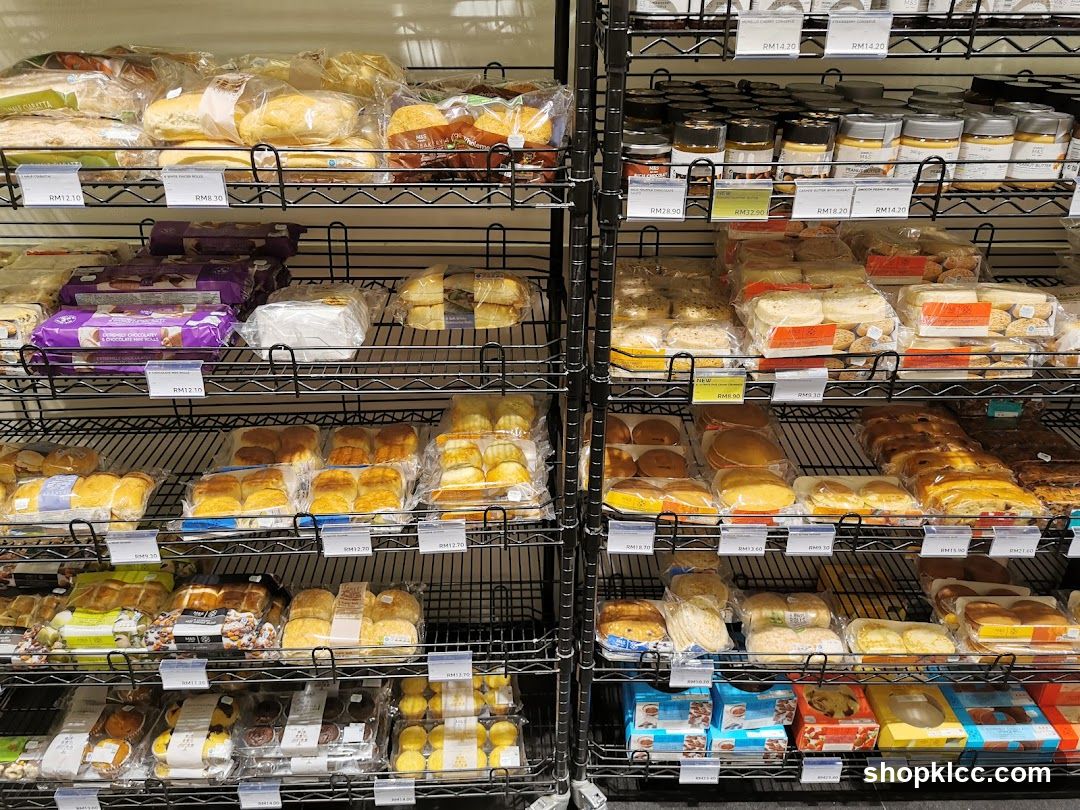 Bakery and Pastry Display Shelf