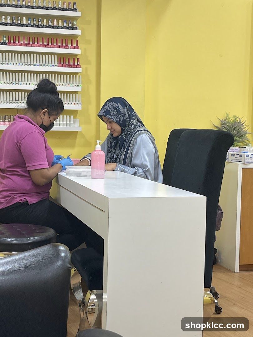 Nail Salon Service