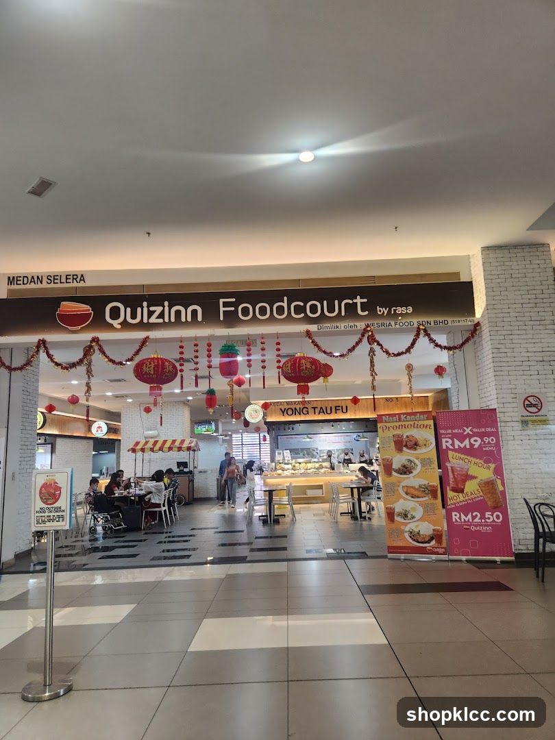Quizinn Foodcourt Entrance