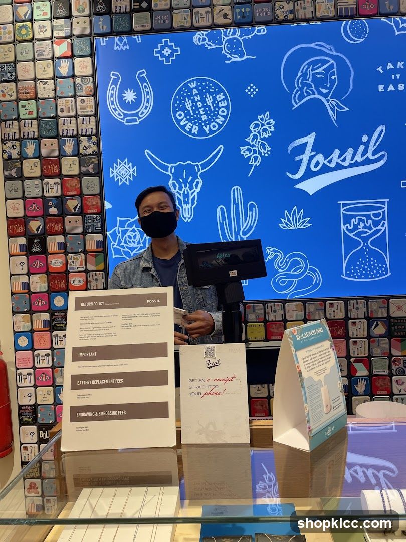 Fossil Store Counter