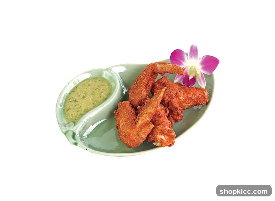 Fried Chicken Wings with Dipping Sauce