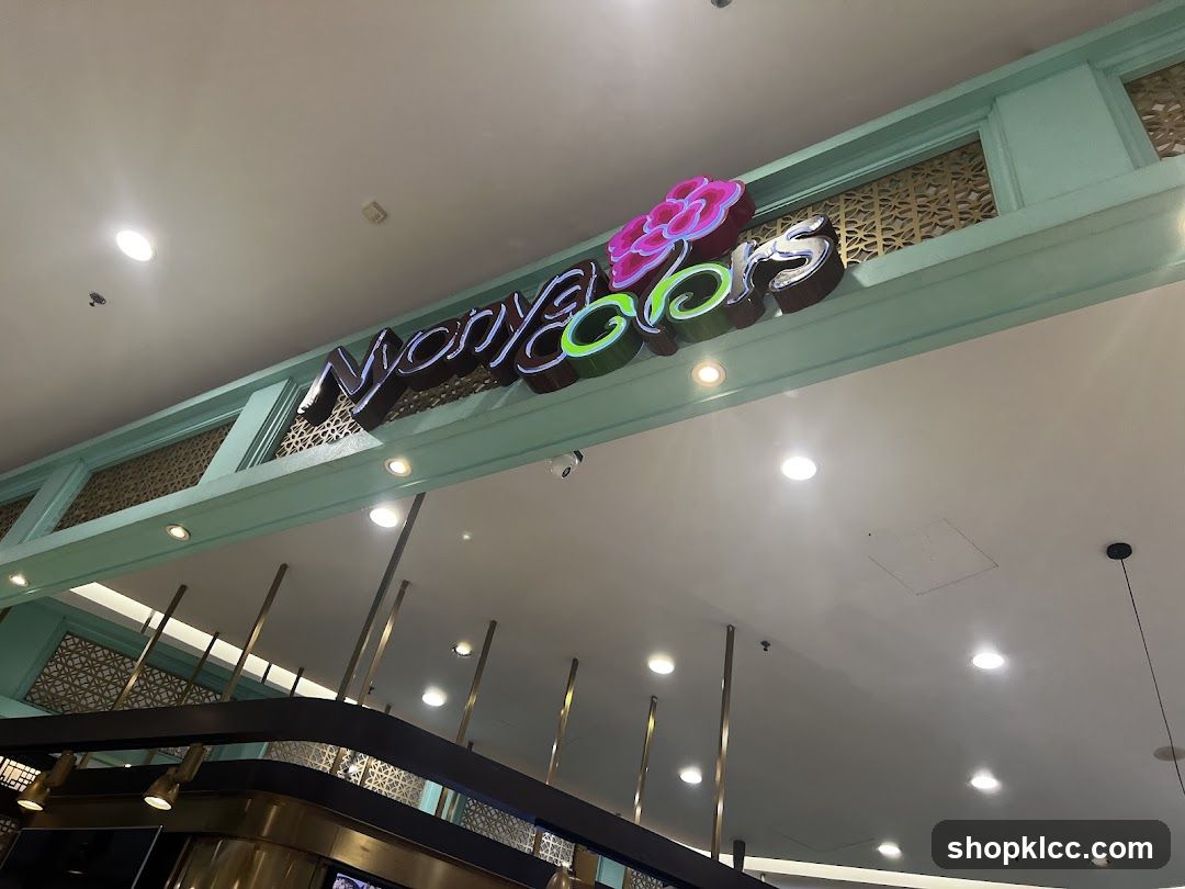 Nyonya Colors Sign
