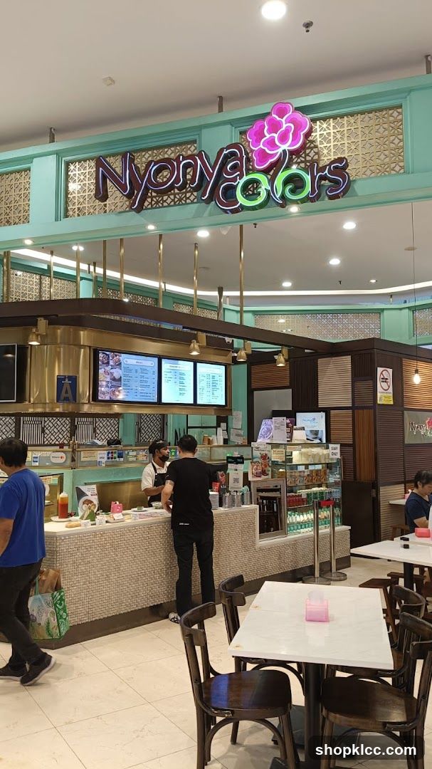 Nyonya Colors