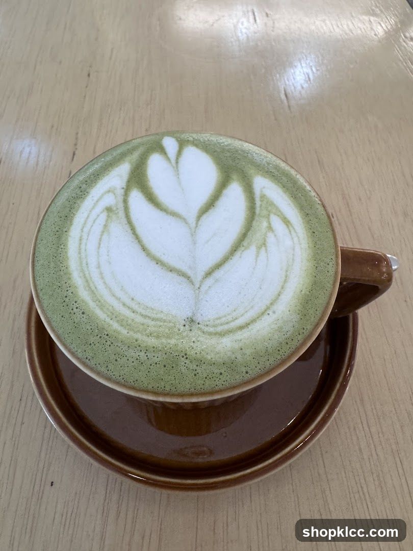 Matcha Latte with Latte Art