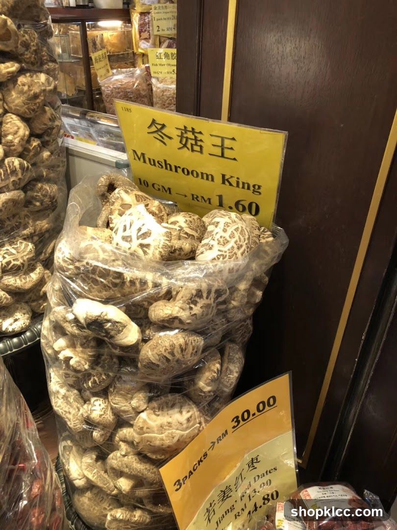 Dried Mushrooms and Red Dates