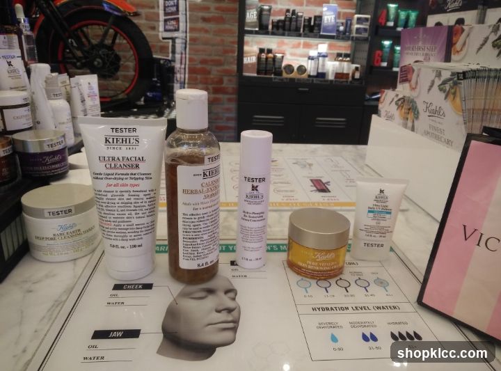 Kiehl's Skincare Display