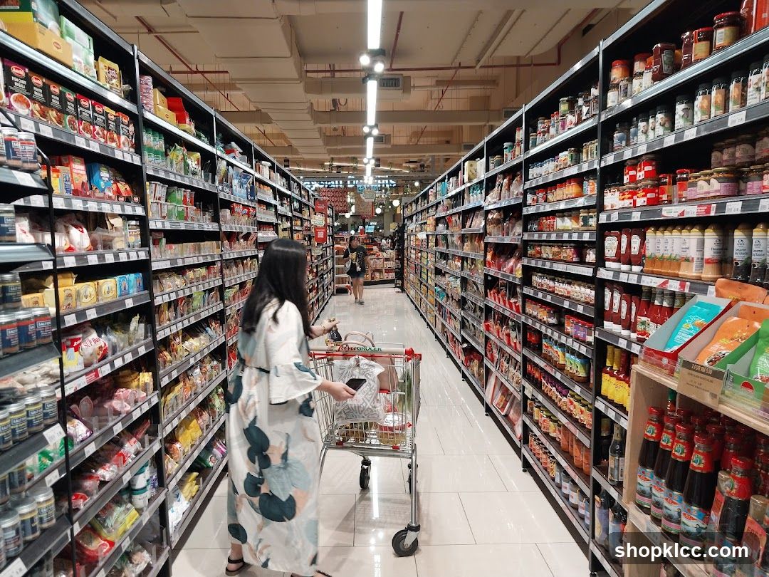 Grocery Store Aisle
