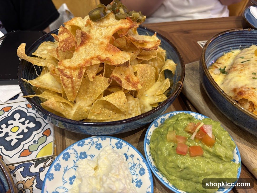Nachos with Guacamole and Sour Cream
