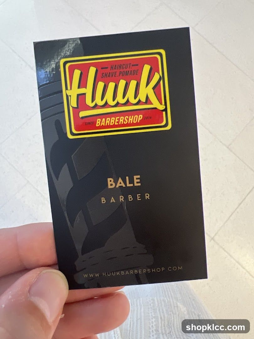 Huuk Barbershop Business Card