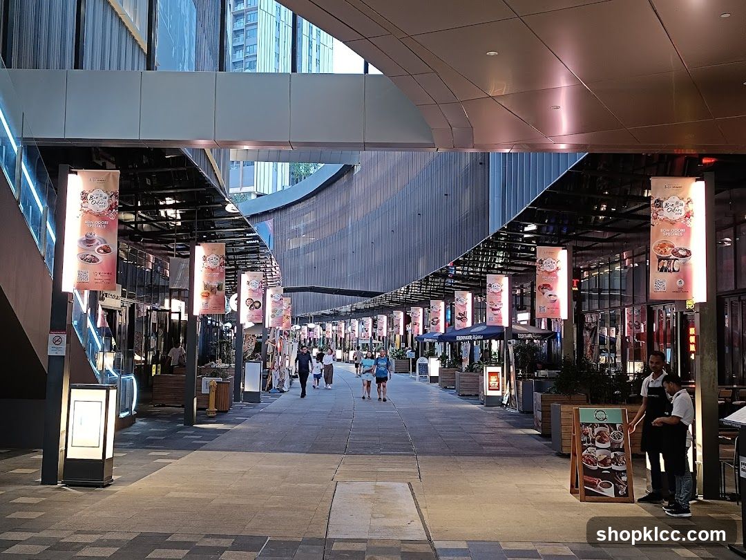 Outdoor Shopping Arcade