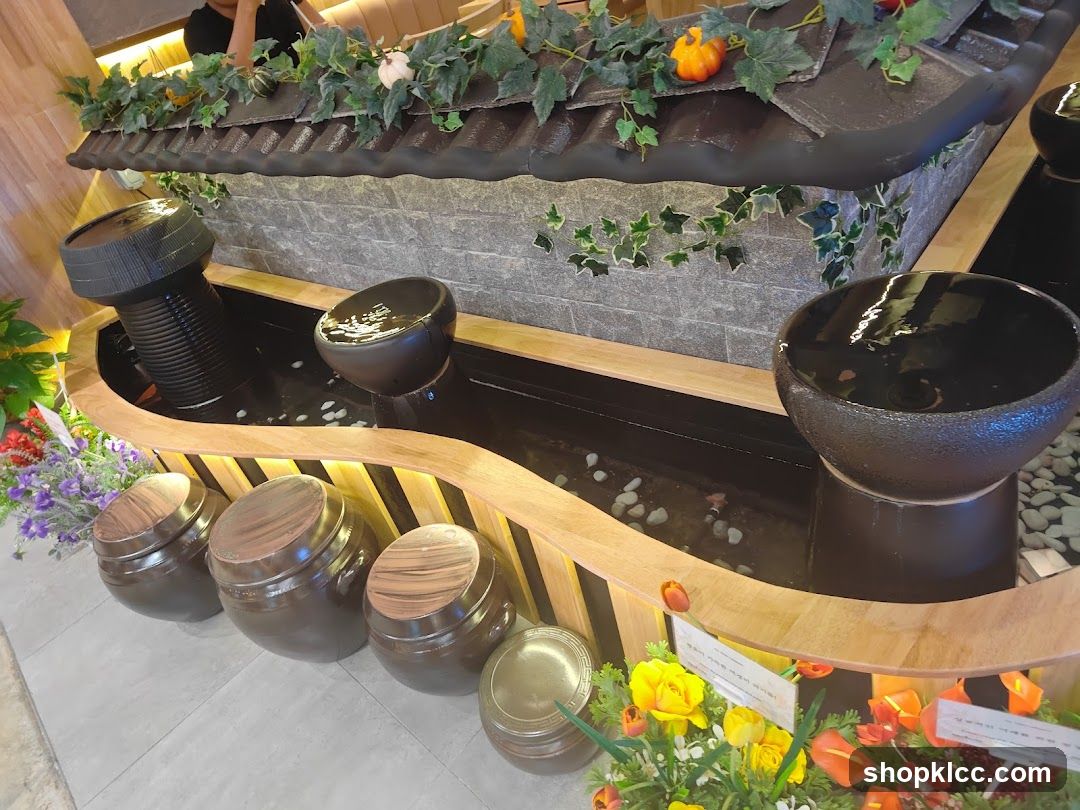 Decorative Water Feature Display
