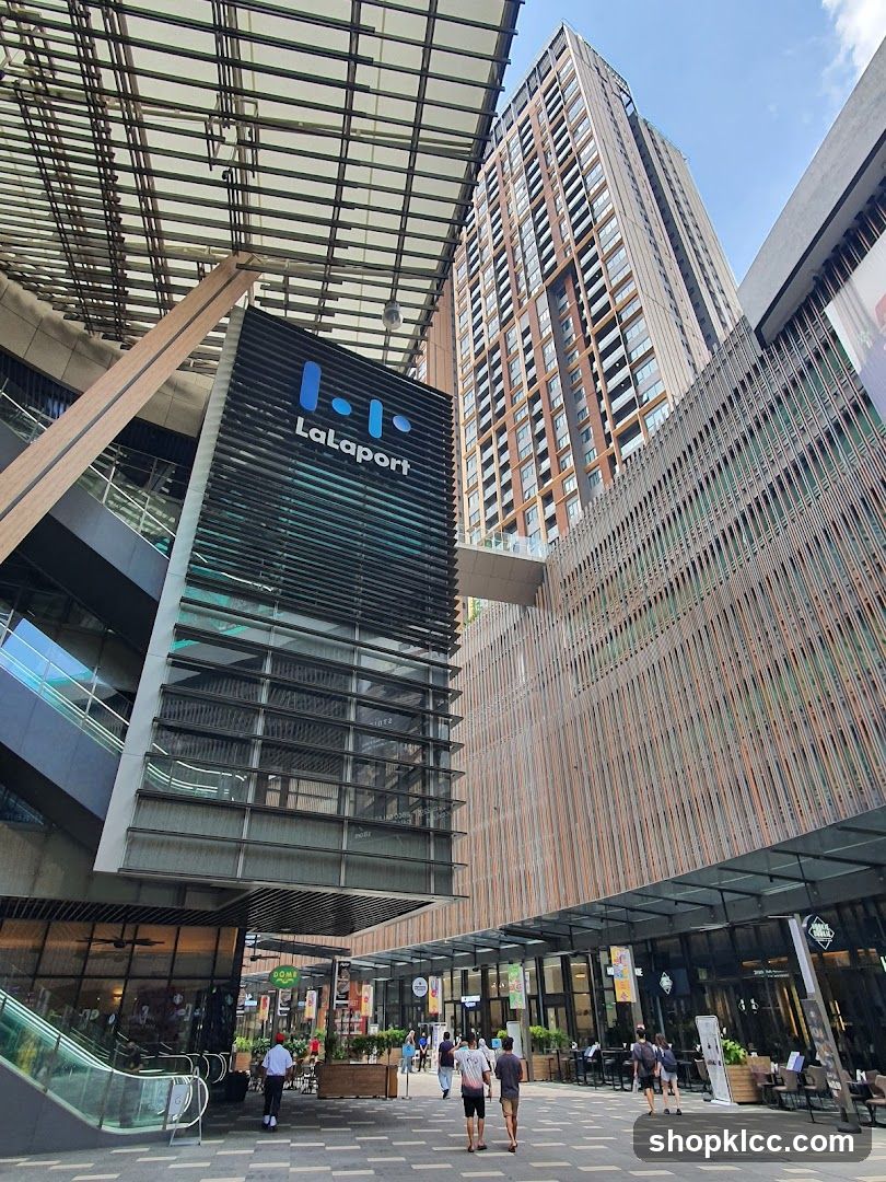 Lalaport Entrance View