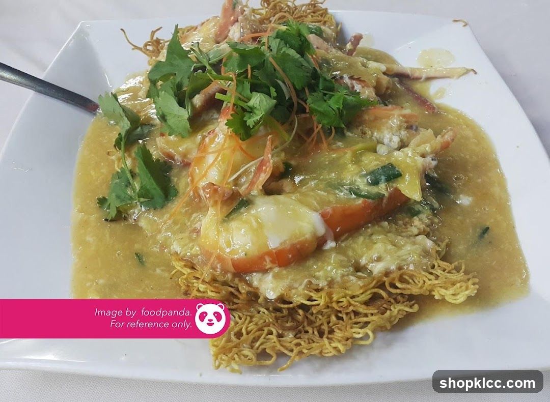 Shrimp Curry with Fried Noodles