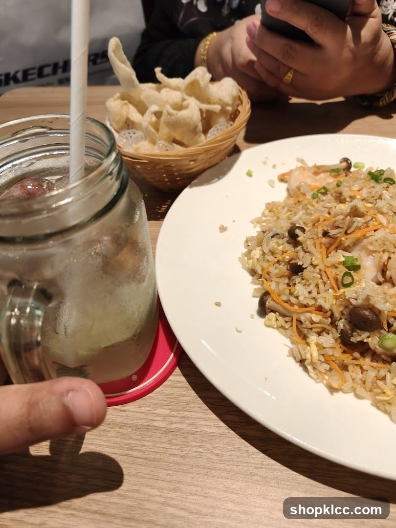 Fried Rice with Shrimp and Mushrooms