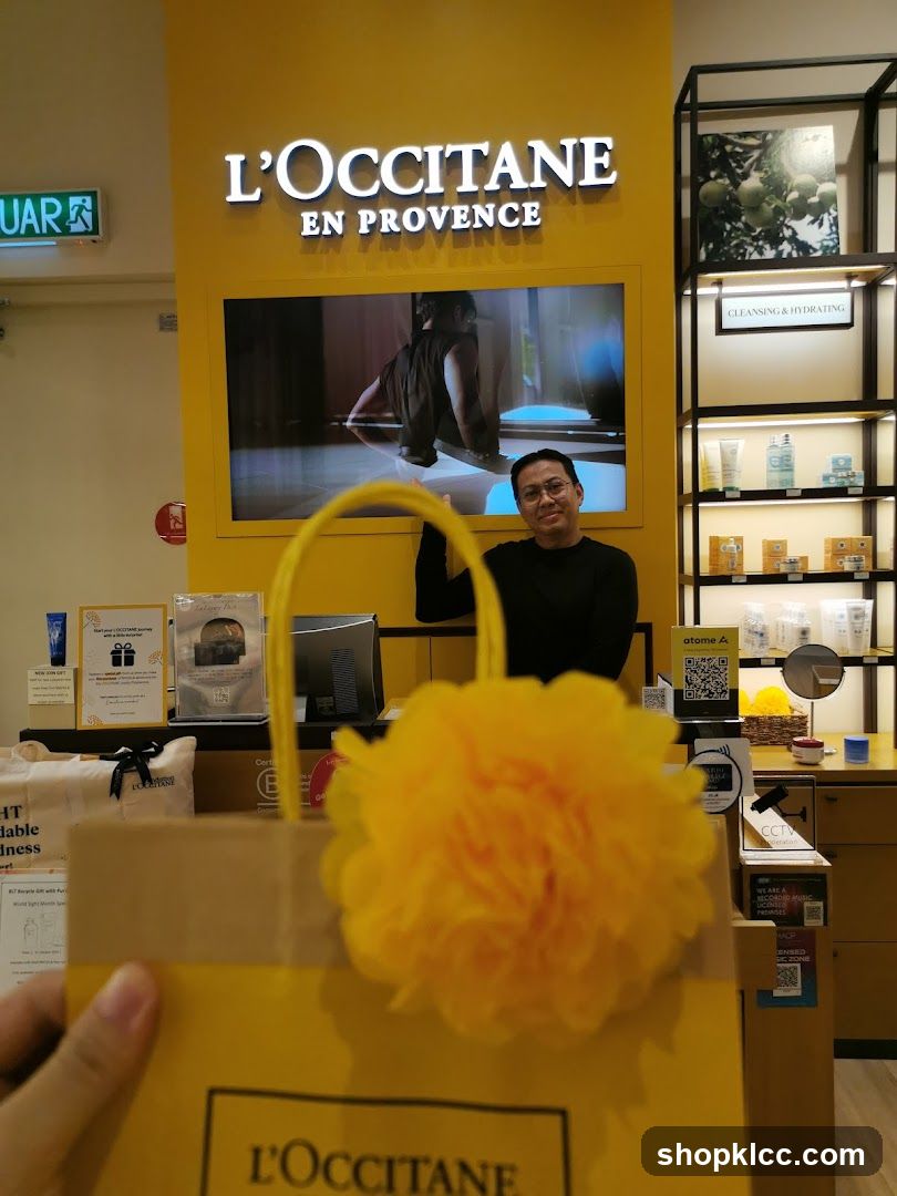 L'Occitane Store Display