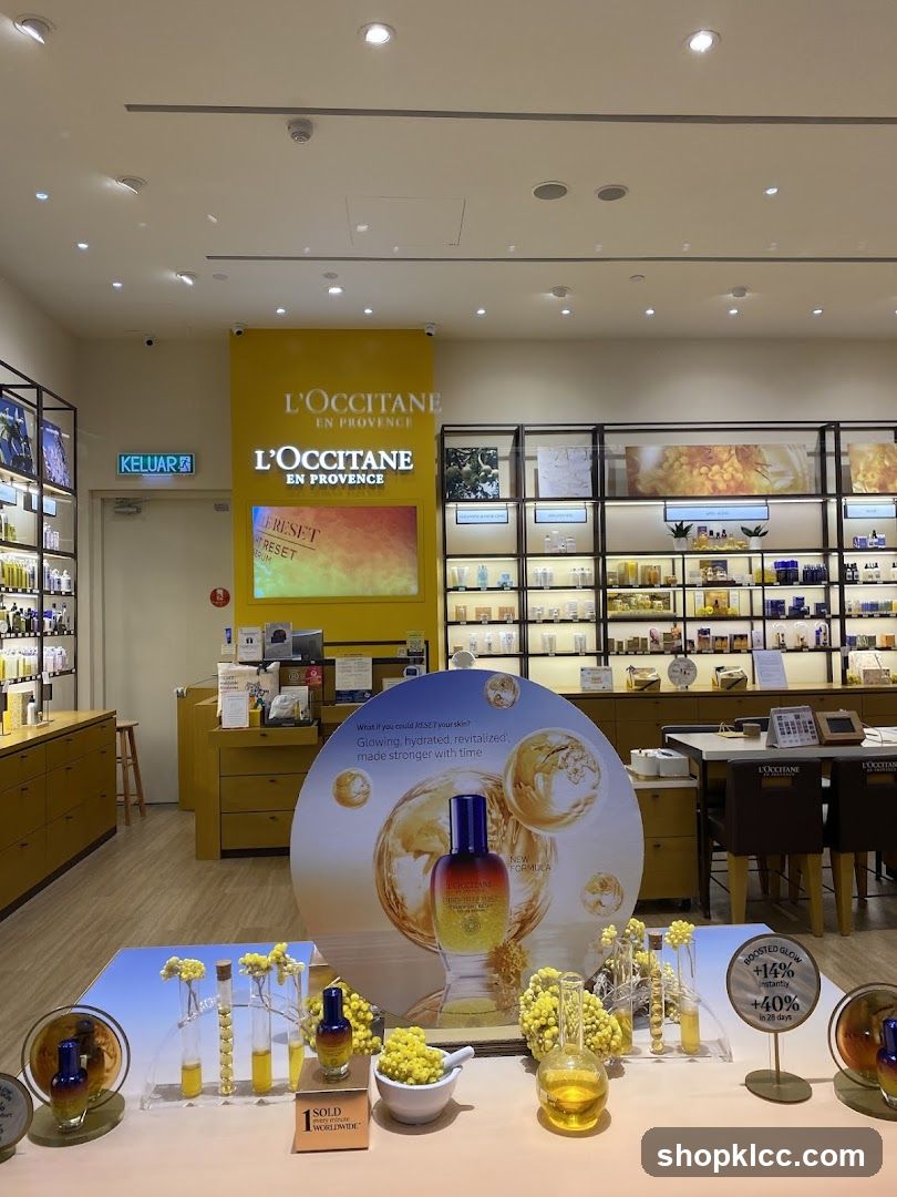 L'Occitane Store Display