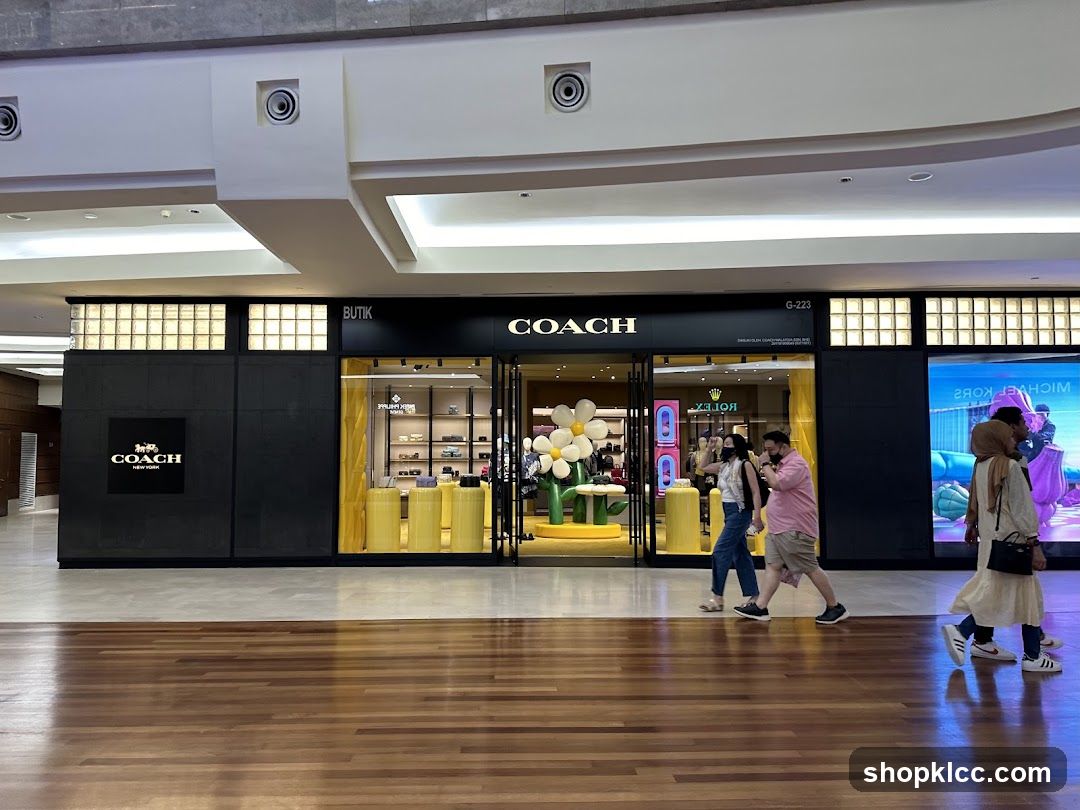 Coach Storefront