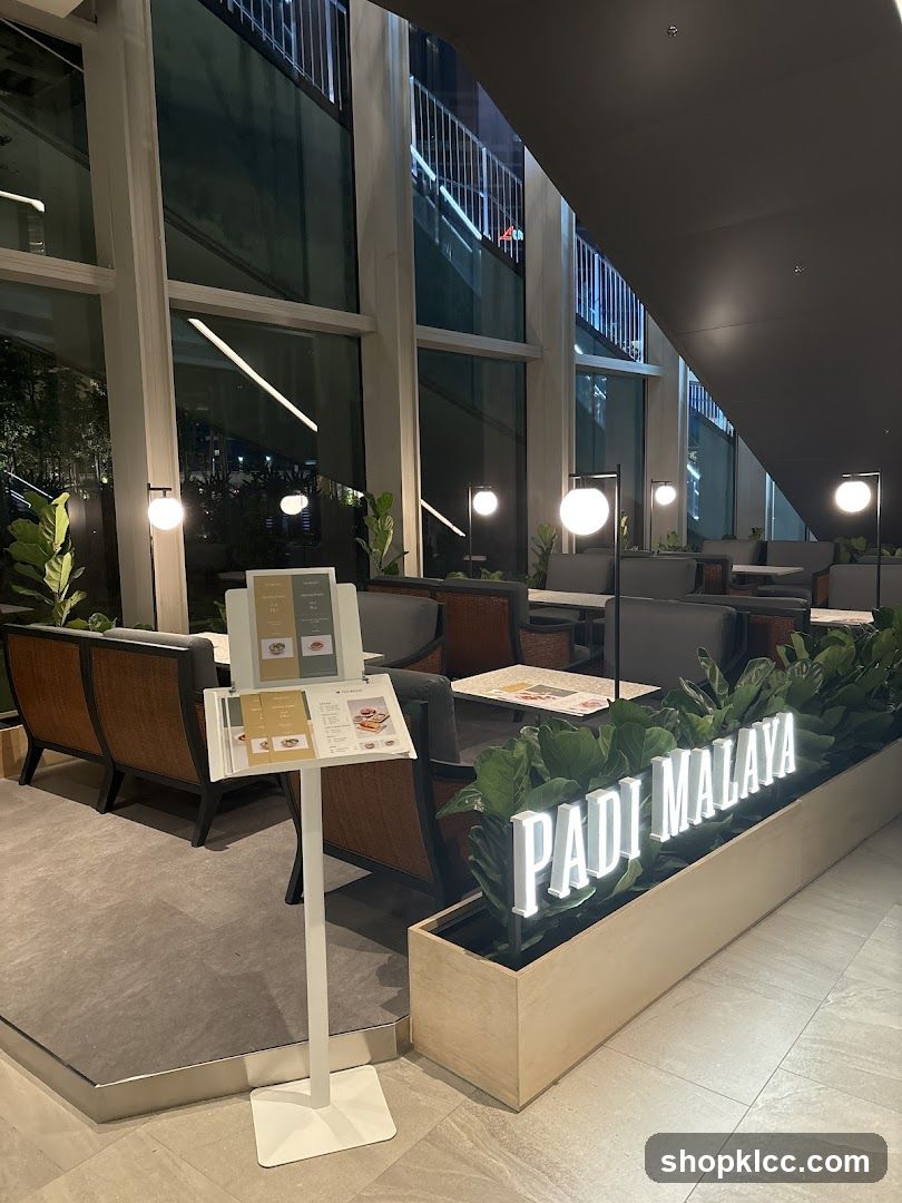Padi Malaya Interior