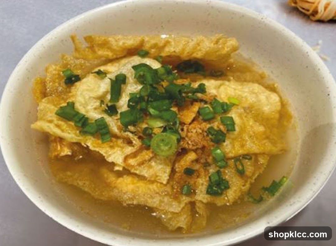 Fried Egg Dish with Scallions