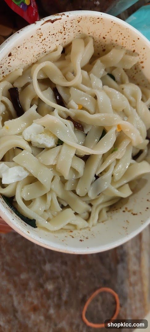 Bowl of Noodles with Egg and Vegetables
