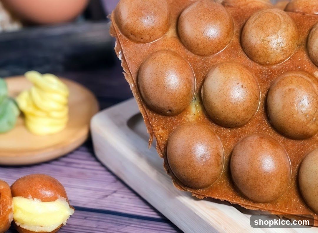 Bubble Waffle with Cream and Small Buns