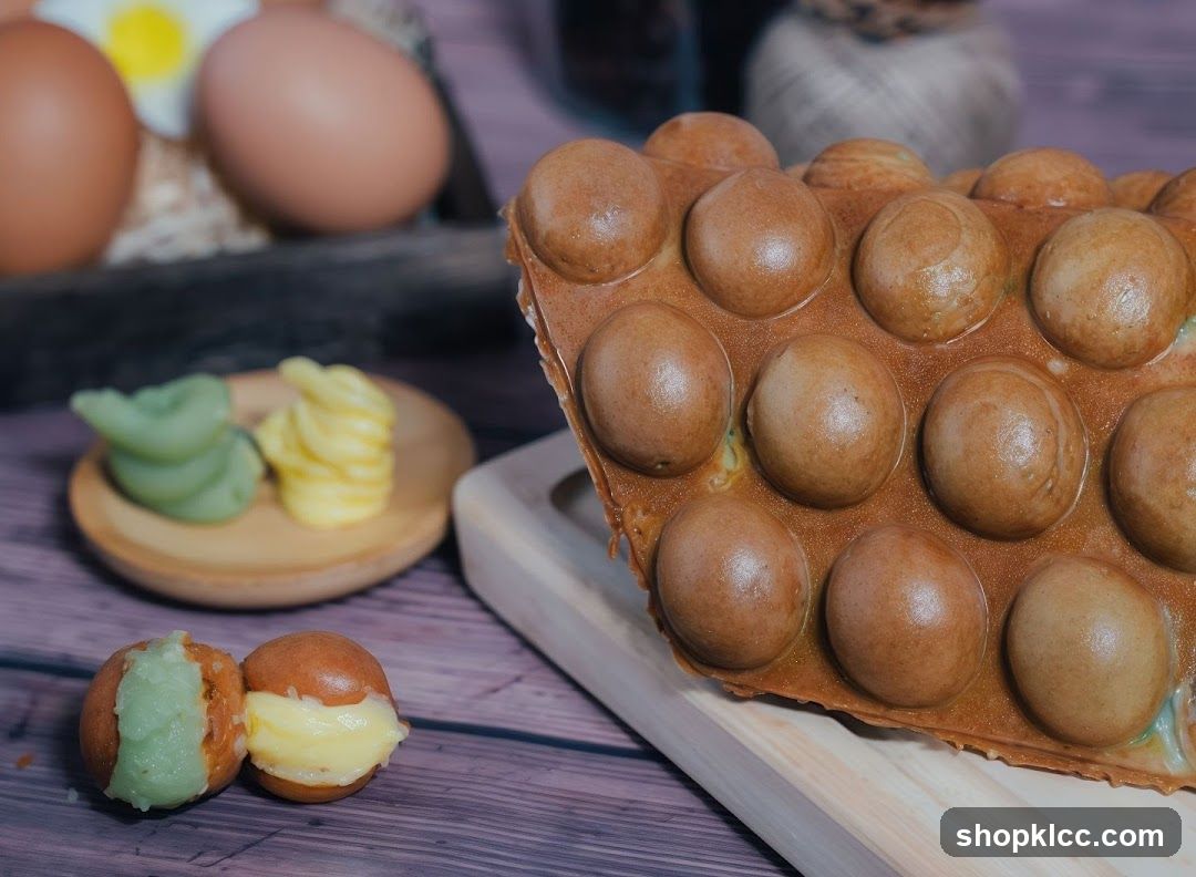 Bubble Waffle with Toppings
