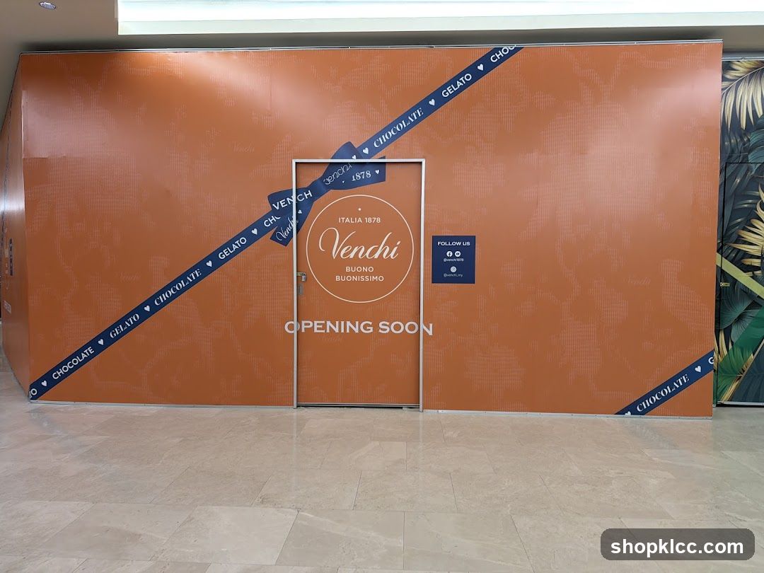Venchi Storefront Under Construction