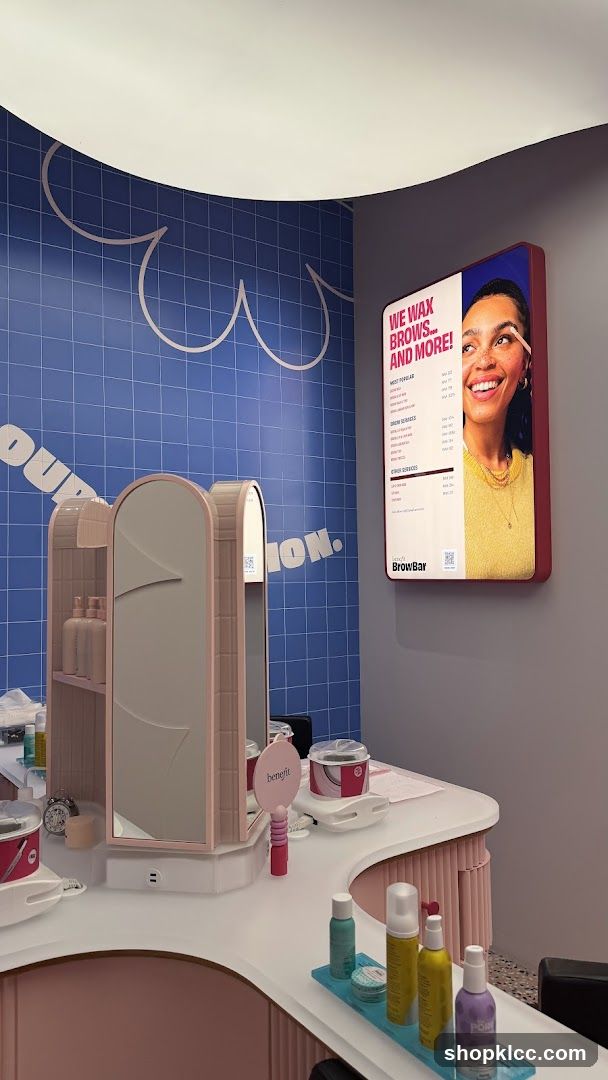 Brow Bar Interior